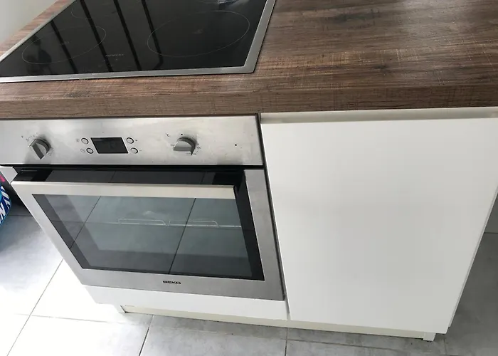 Pavillon 50 M² Avec Terrasse * 沙特拉永普拉日