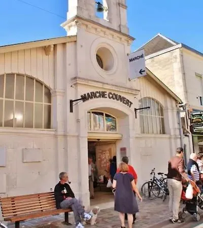 Pavillon 50 M² Avec Terrasse *