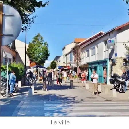 Pavillon 50 M² Avec Terrasse Feriehus *