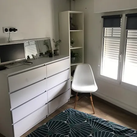 Pavillon 50 M² Avec Terrasse 沙特拉永普拉日