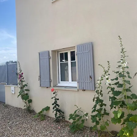 Pavillon 50 M² Avec Terrasse Prázdninový dům *