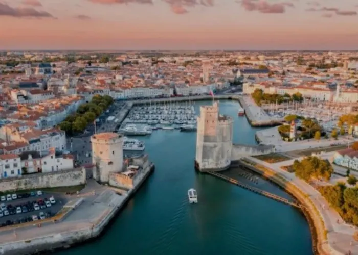 Pavillon 50 M² Avec Terrasse * Châtelaillon-Plage