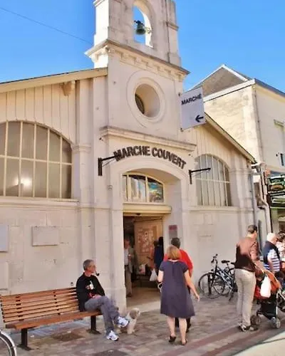 Pavillon 50 M² Avec Terrasse *