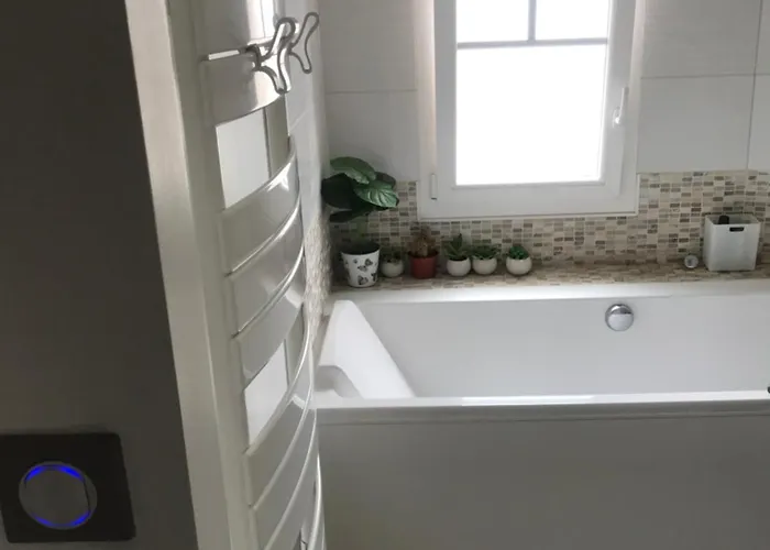 Pavillon 50 M² Avec Terrasse * Châtelaillon-Plage